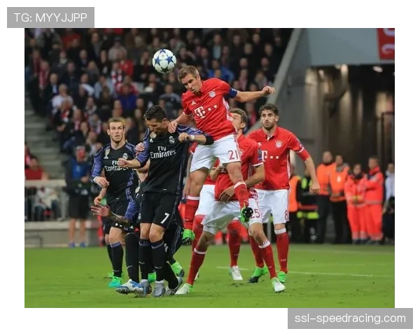 拜仁双杀皇马展现统治力，孔帕尼停赛成半决赛隐忧